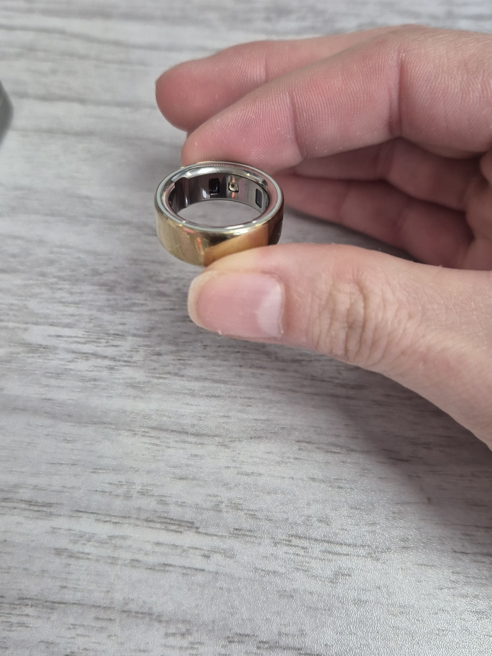 Oura Smart Ring Size 7 - Picture 4 of 6